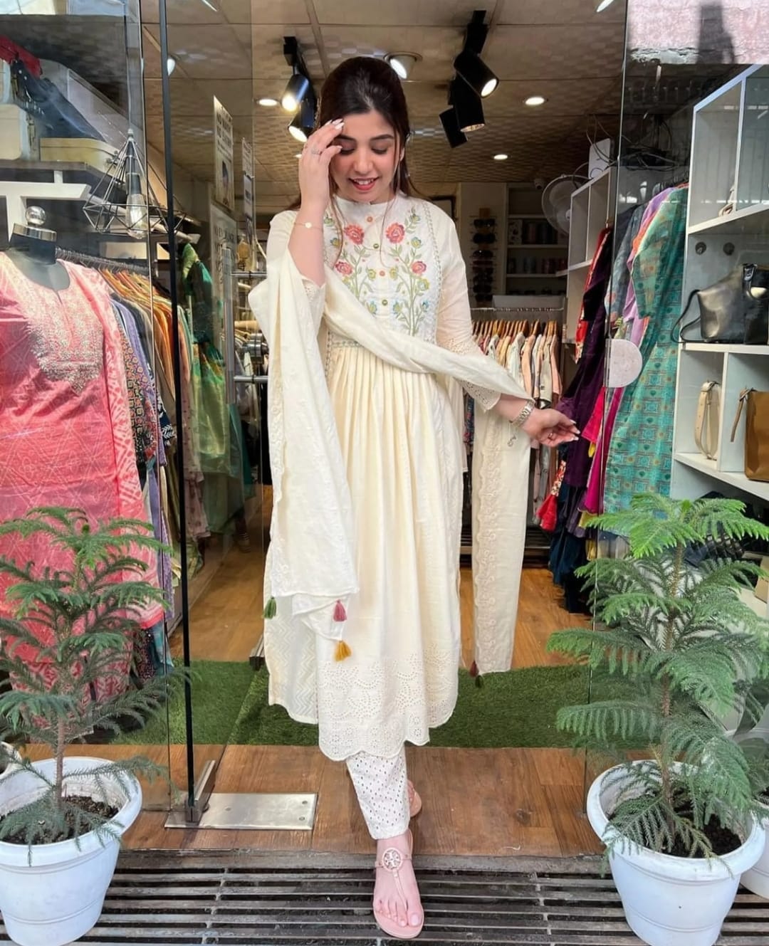 Chikan Floral Work Yoke Cotton Kurti Pant Dupatta Set