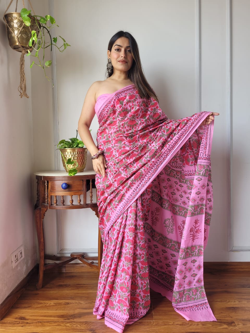 Handblock Printed Cotton Saree With Blouse Piece
