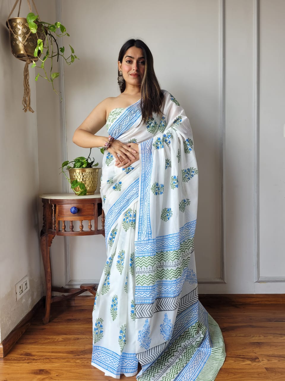 Handblock Printed Cotton Saree With Blouse Piece