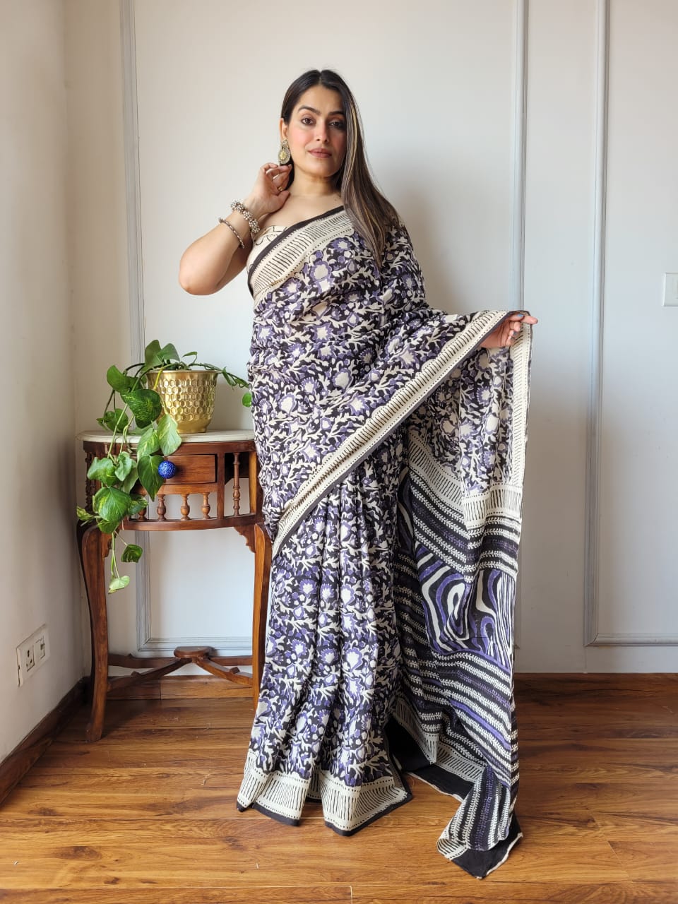 Handblock Printed Cotton Saree With Blouse Piece