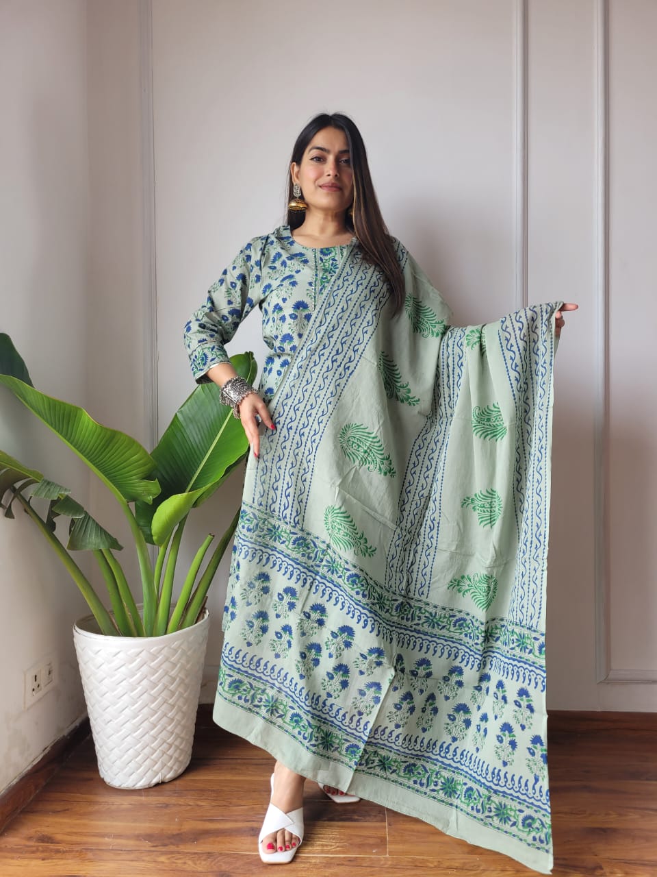 Premium Quality Handblock Print Cotton Suits Kurti Pant Dupatta Set