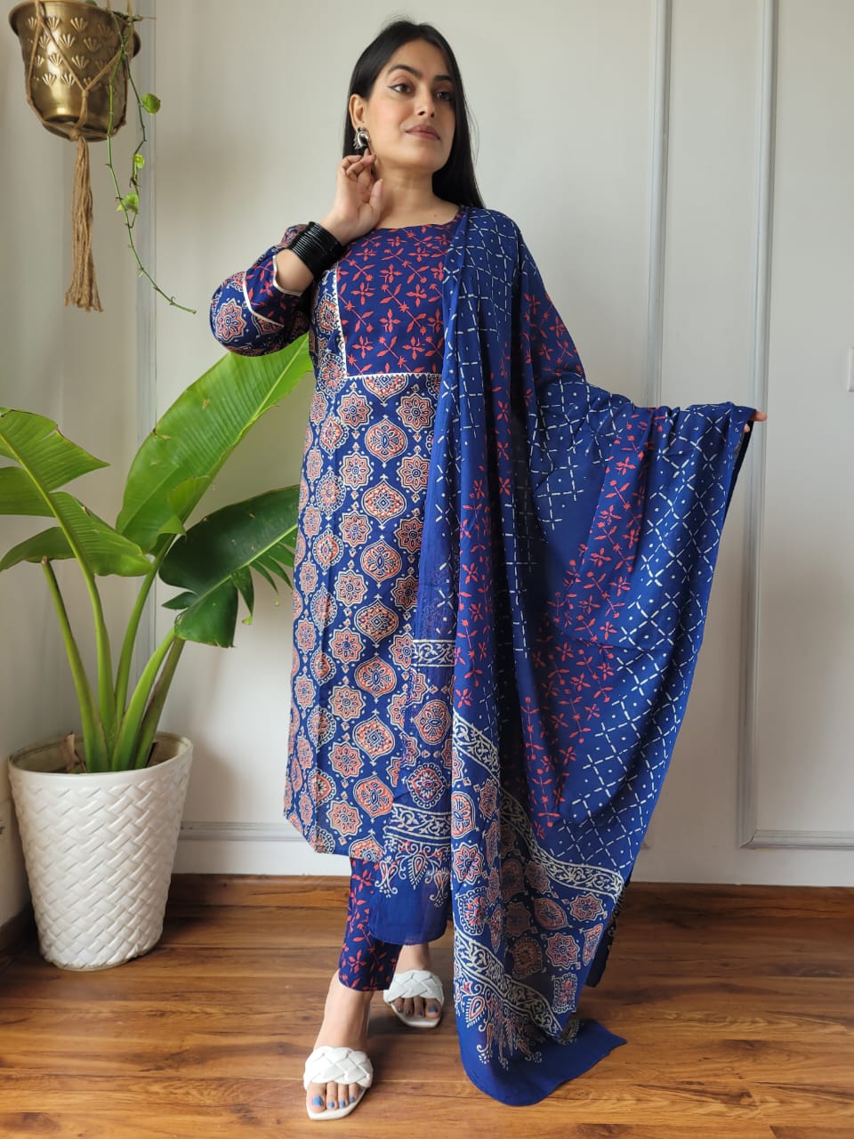 Premium Quality Handblock Print Cotton Suits Kurti Pant Dupatta Set