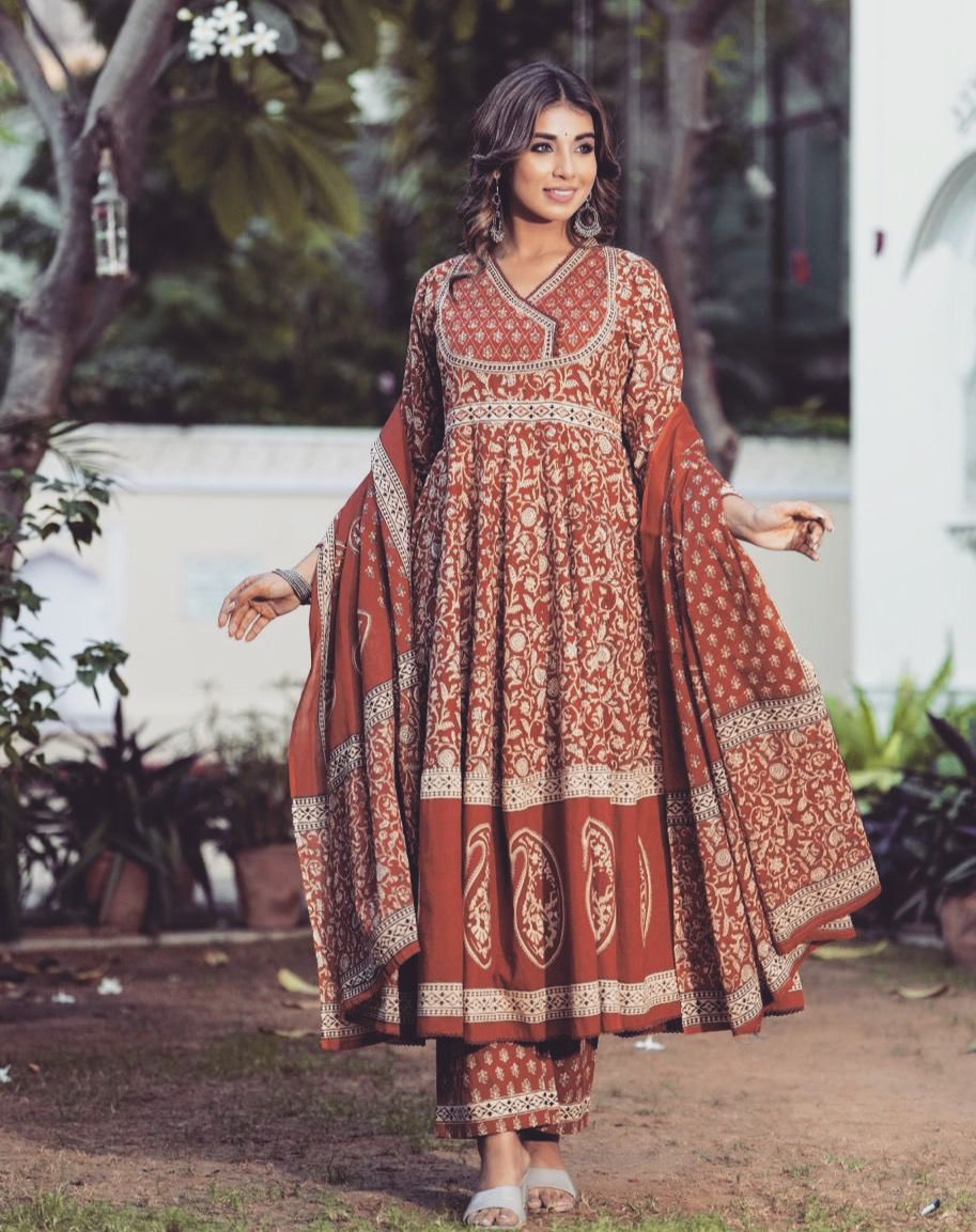 Ethnic Cotton Kurti Pant Dupatta Festival Attire