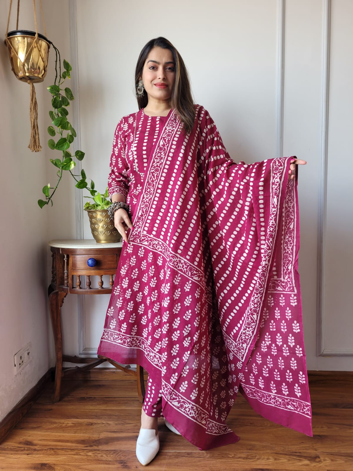 Premium Quality Handblock Print Cotton Suits Kurti Pant Dupatta Set
