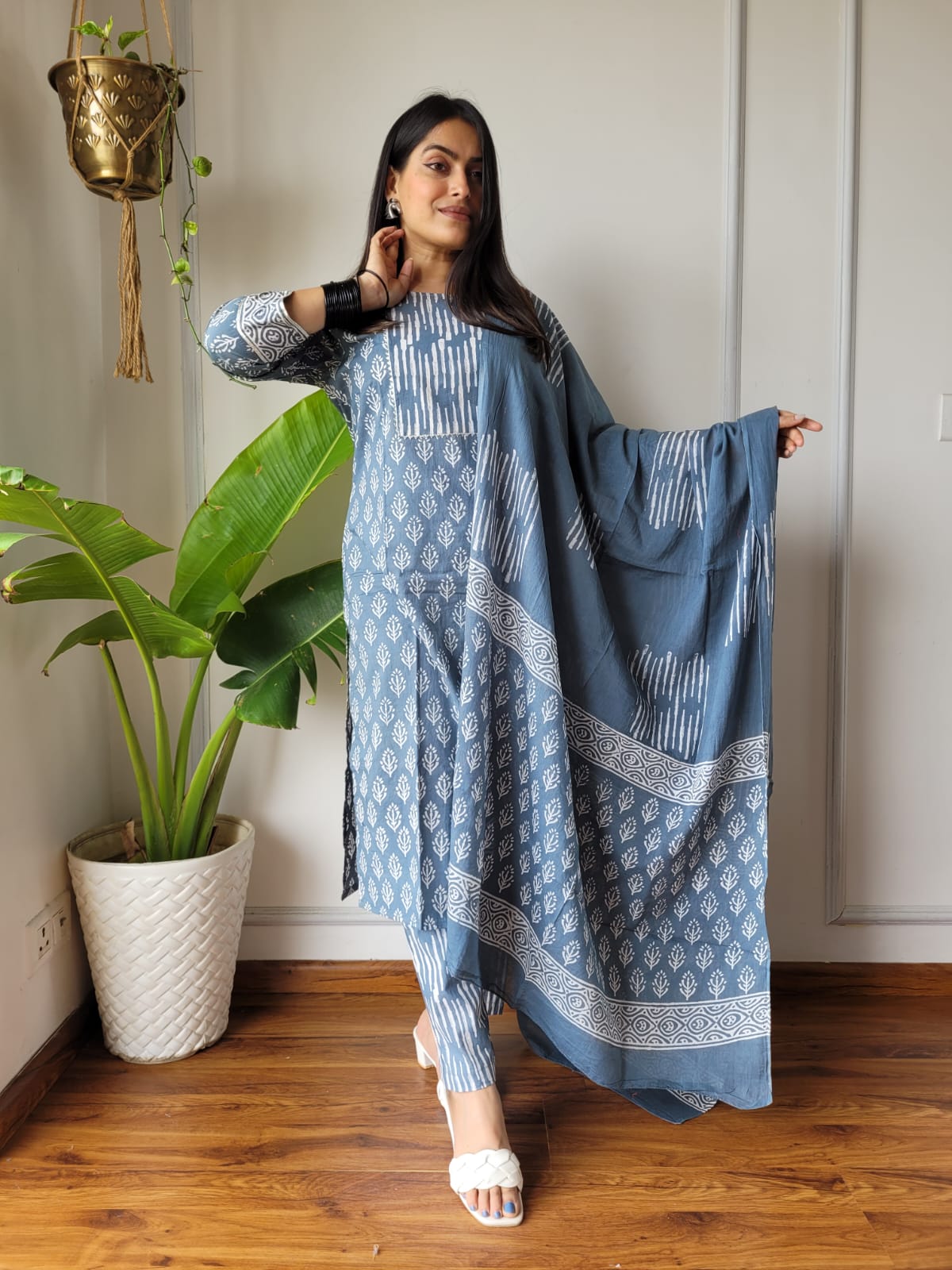 Premium Quality Handblock Print Cotton Suits Kurti Pant Dupatta Set