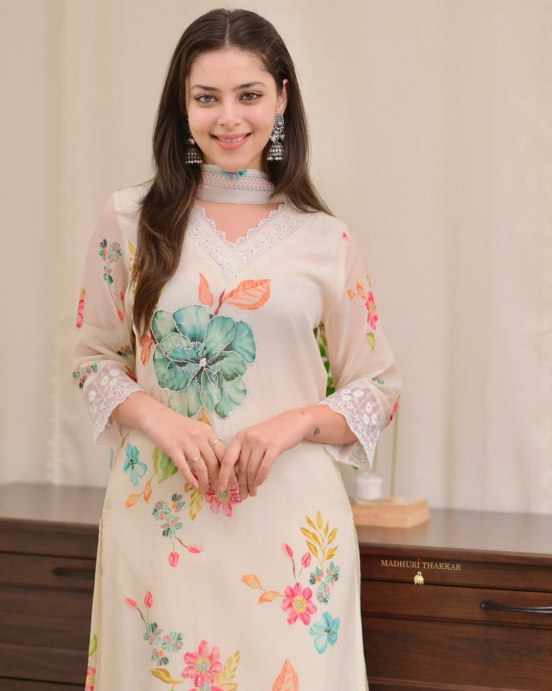 Kurti Vibes Boutique Designer Kurti Pant Dupatta Organza Heavy Digital Printing Hand Work