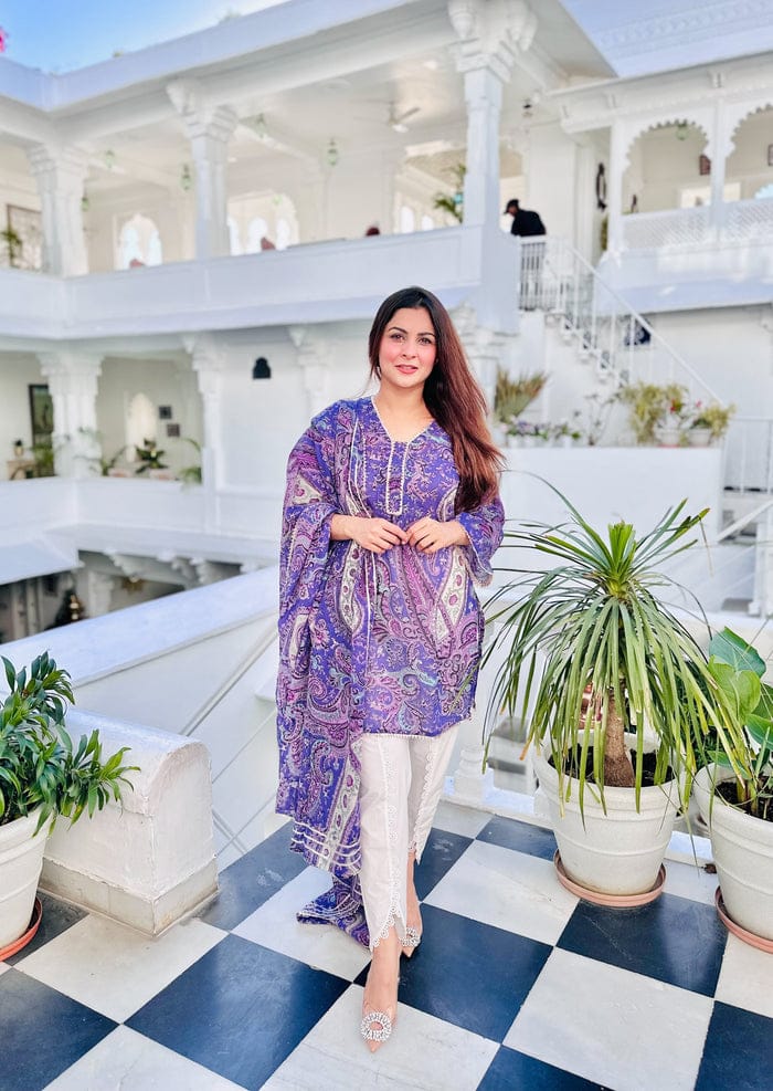 'Lavender Paisley Print Suit Set This is a three piece lawn paisley print suit set. The set includes Kurta,Tulip Pants and Dupatta