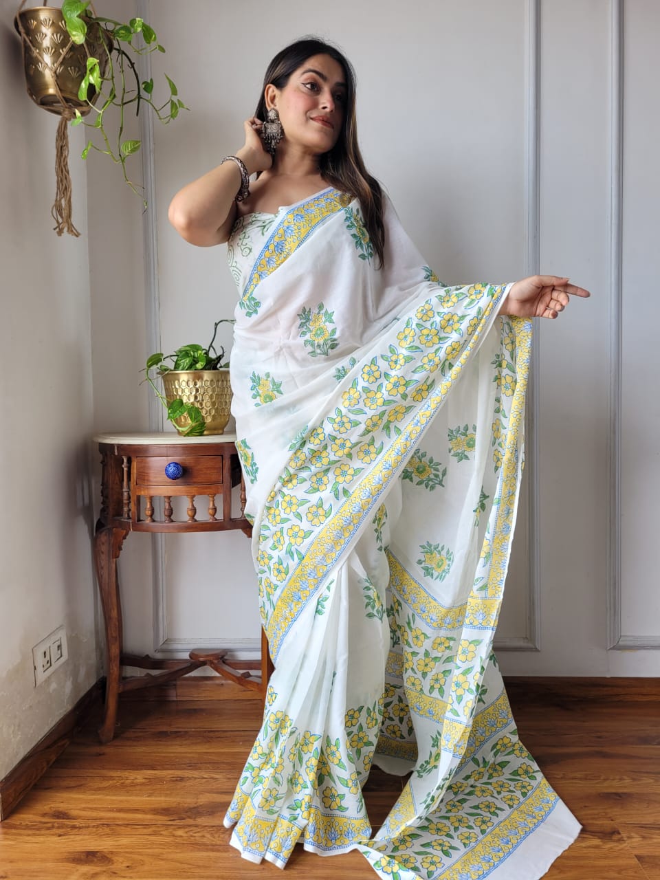Handblock Printed Cotton Saree With Blouse Piece